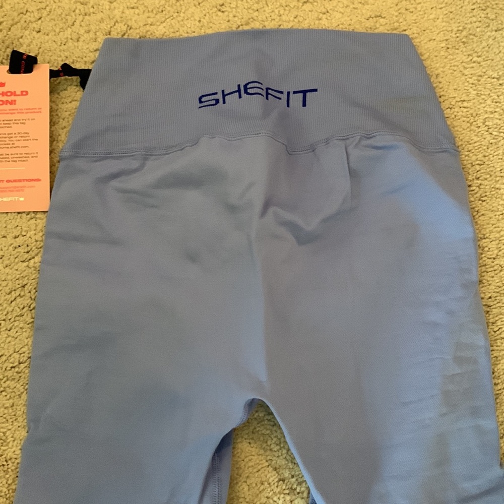 SHEFIT ombré periwinkle leggings *NWT* - Picture 5 of 5